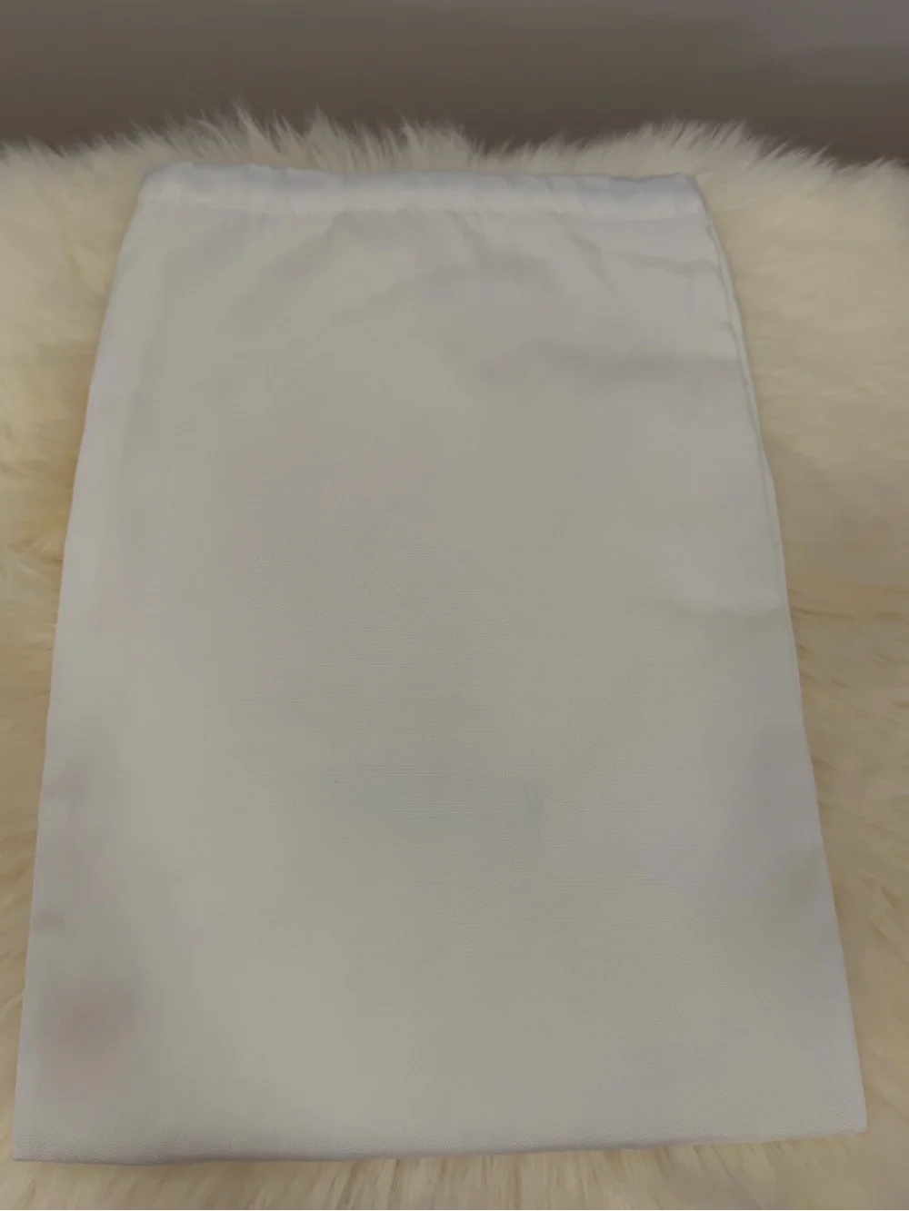 Authentic Casetify White Drawstring Logo Pouch / Dust Bag